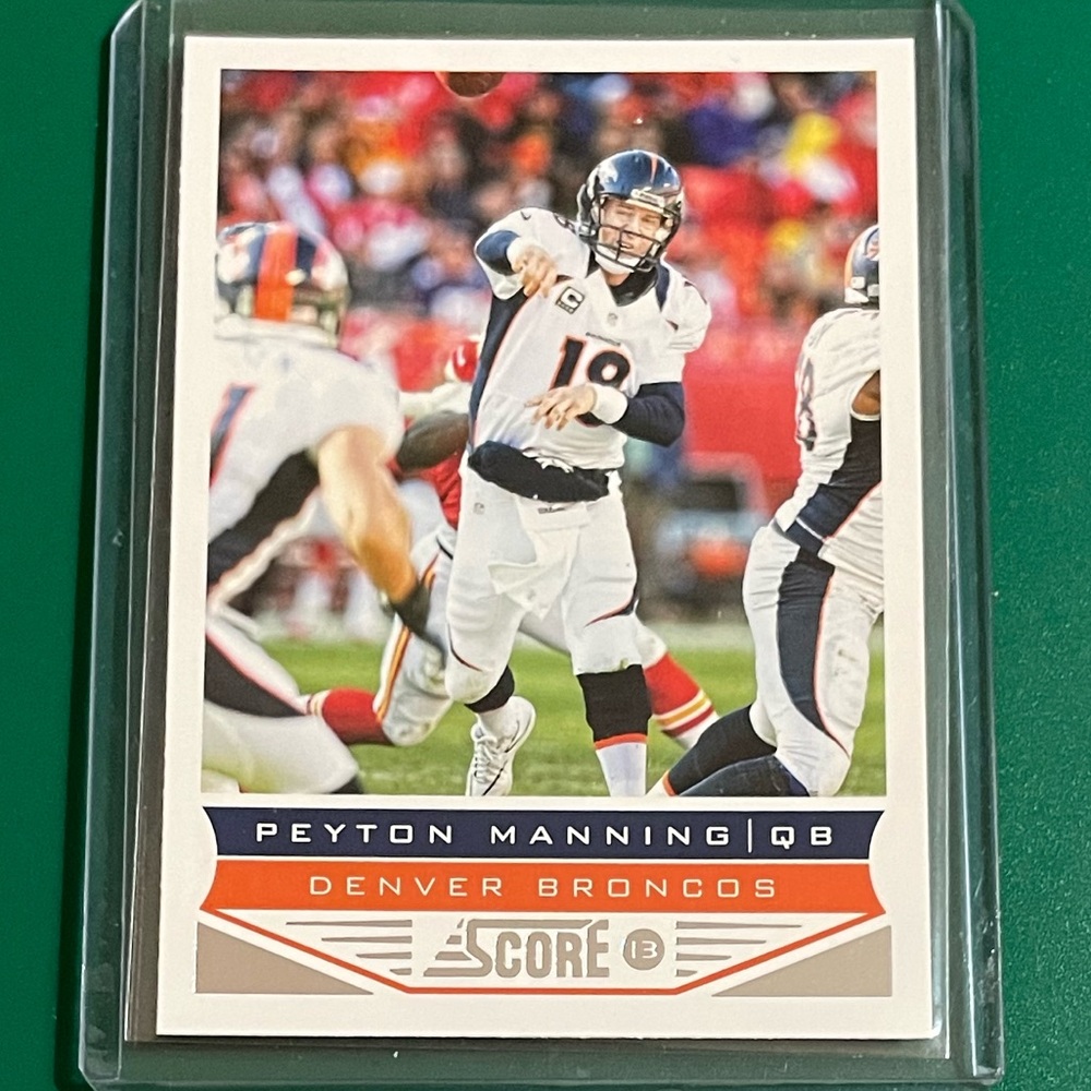 Peyton Manning #61 2013 Panini Score Football Trading Card